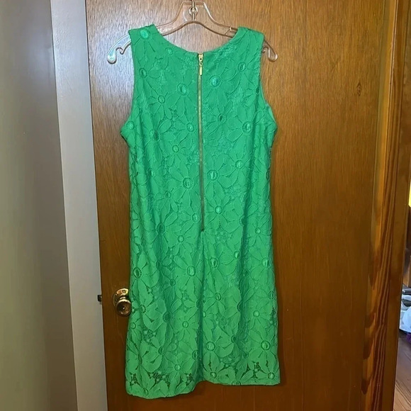 Ronni Nicole Green Lace Dress Size 12 - Picture 5 of 8